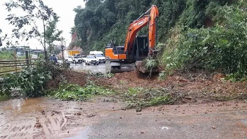 Gần 60 vị trí trên các tuyến quốc lộ bị ách tắc
