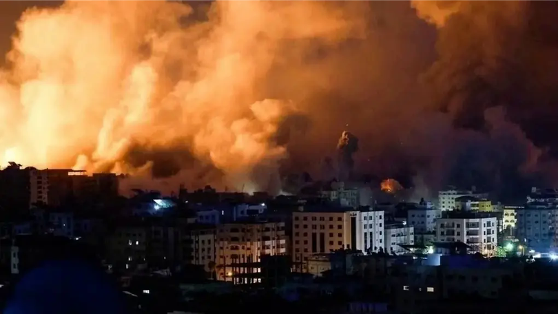 Israel tấn công dữ dội vào Gaza và Liban