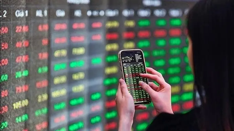 VN-Index tăng gần 7 điểm dù thanh khoản ở mức thấp