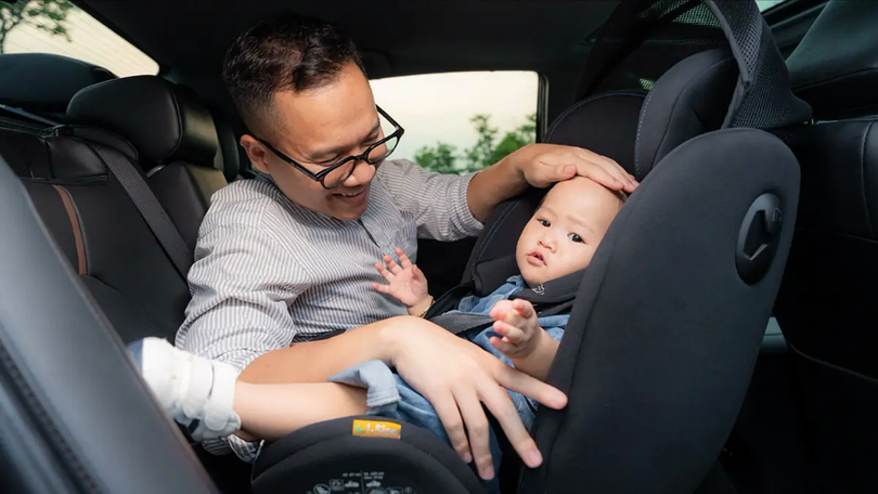 Bối rối trước quy định ghế an toàn trẻ em trên ôtô