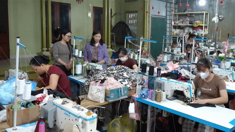 Phụ nữ xã Phúc Lộc góp sức xây dựng nông thôn mới | Nông nghiệp nông thôn | 13/11/2025