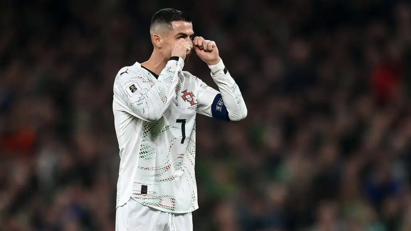 FIFA ra phán quyết về thẻ đỏ của Cristiano Ronaldo
