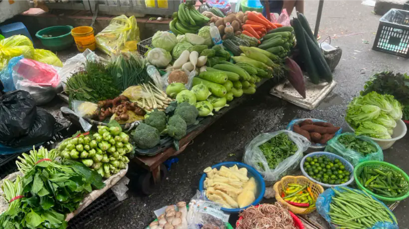 Hà Nội trong 'cơn sốt' giá rau xanh