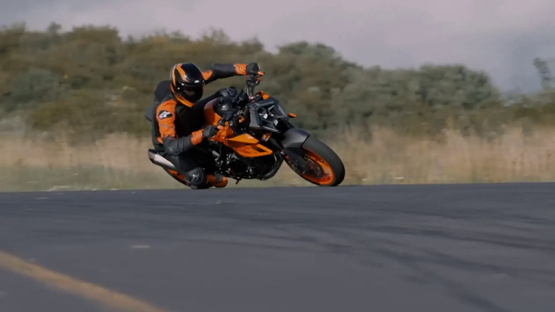 KTM gọi sửa chữa loạt xe Duke do lỗi nắp bình xăng