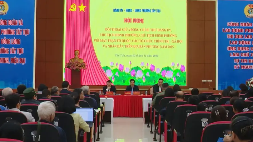 Lãnh đạo phường Tây Tựu đối thoại với nhân dân