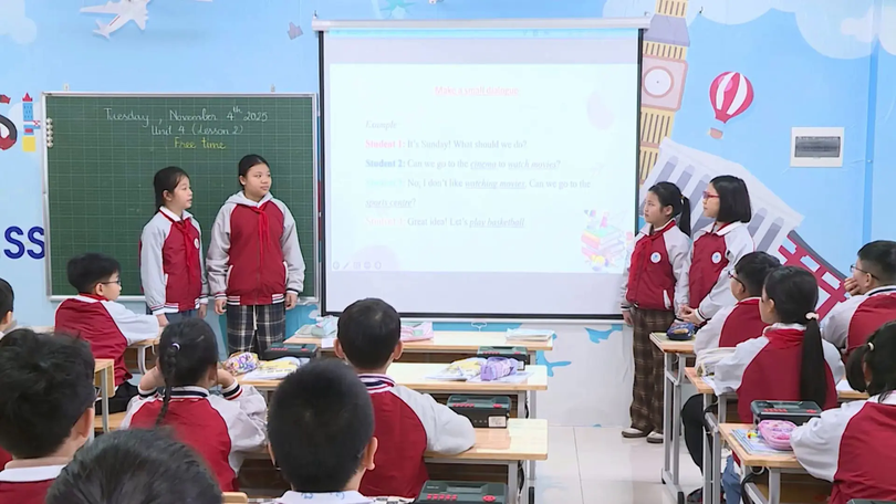 Đưa tiếng Anh trở thành ngôn ngữ thứ hai trong trường học | Giáo dục và Đào tạo | 30/11/2025