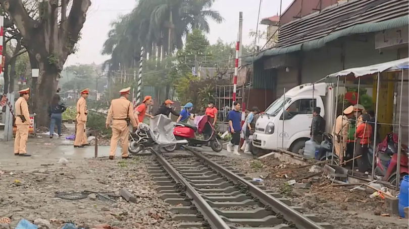 Nhiều giải pháp đảm bảo an toàn giao thông đường sắt