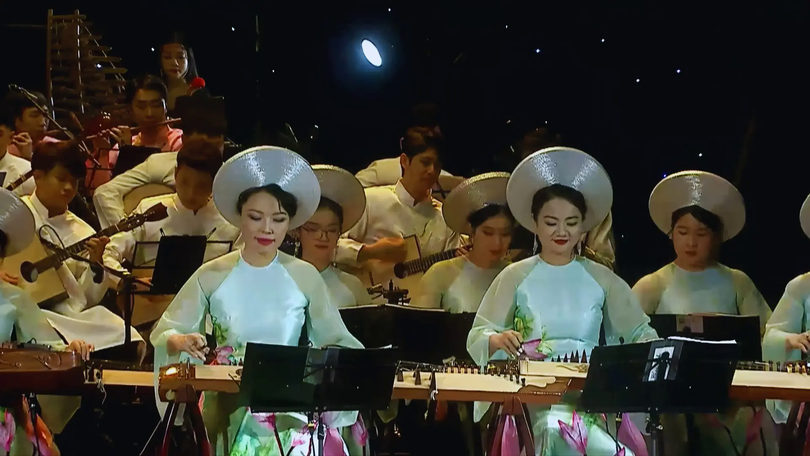 Bản hoà ca đất mẹ