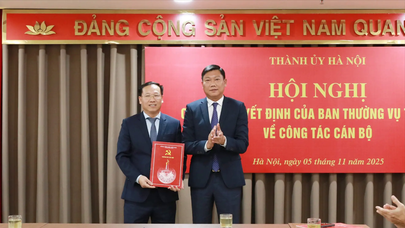 Thành ủy Hà Nội công bố quyết định về nhân sự