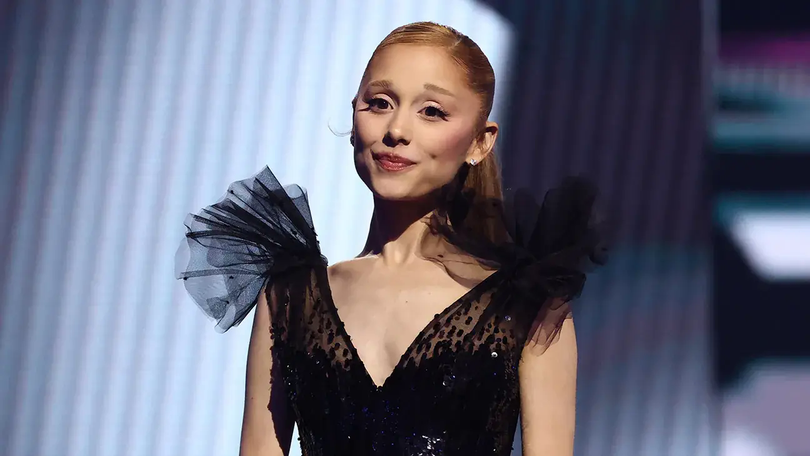 Arianna Grande trở lại 'American Horror Story' mùa 13