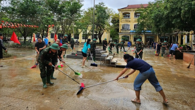 Huế: Sớm đưa học sinh trở lại trường sau mưa lũ