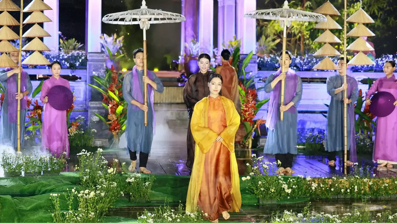 Khi áo dài trở thành ngôn ngữ kể chuyện di sản