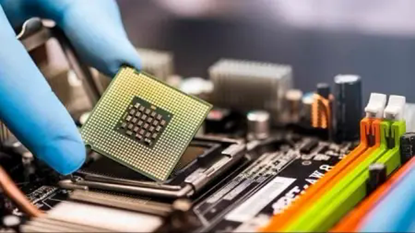 Việt Nam hướng tới nhà máy chip đầu tiên vào năm 2026