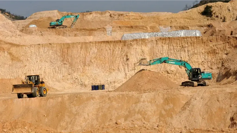 Trung Quốc tạm dừng kiểm soát xuất khẩu đất hiếm