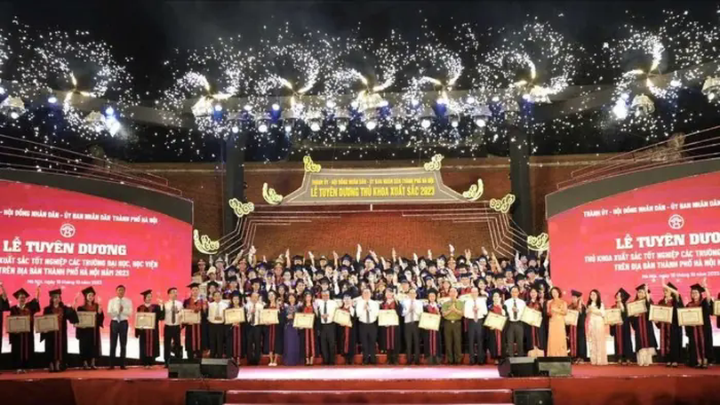 Hà Nội sẽ tuyên dương 95 thủ khoa xuất sắc năm 2025