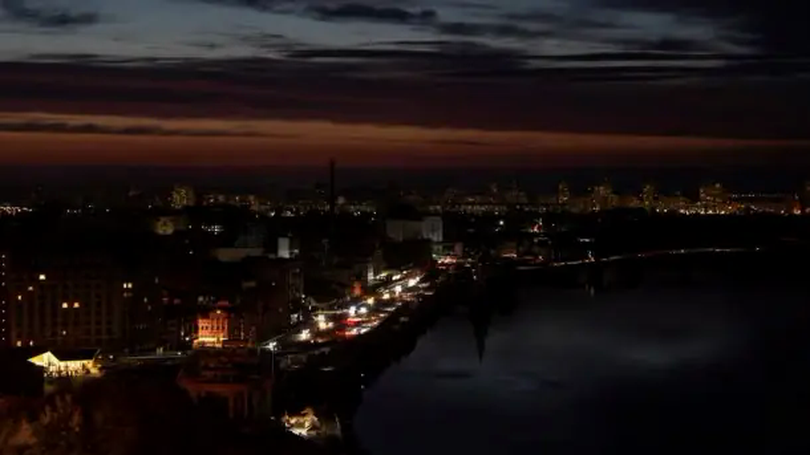 Ukraine nỗ lực khôi phục điện sau cuộc tấn công của Nga