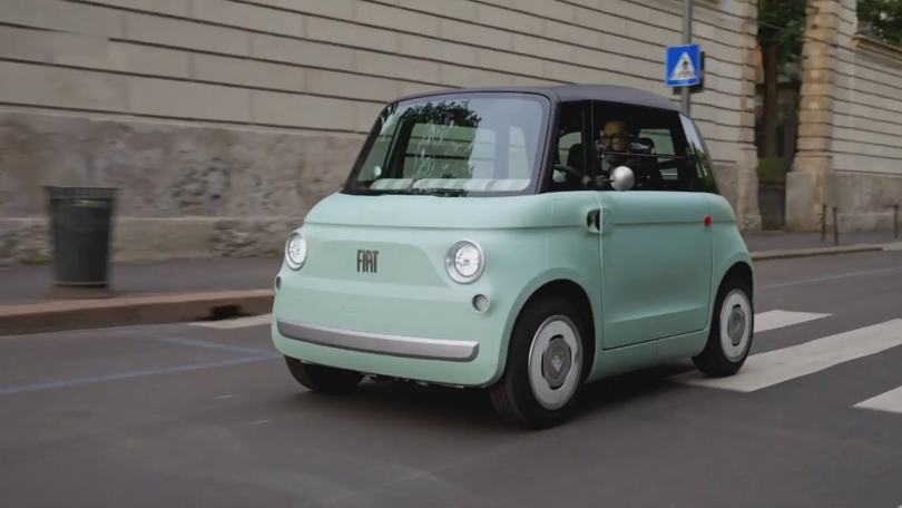 Fiat Topolino - mẫu ô tô điện cỡ nhỏ đi trong phố