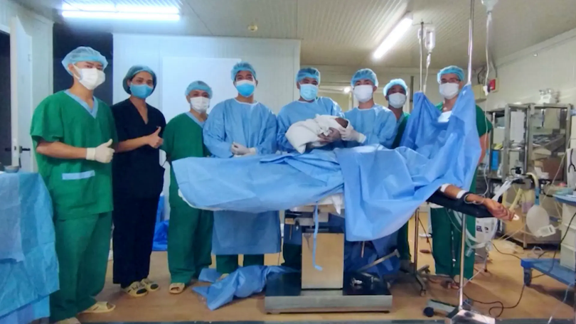 Những bác sĩ mũ nồi xanh ở Bentiu | Người Việt 5 châu | 09/12/2025