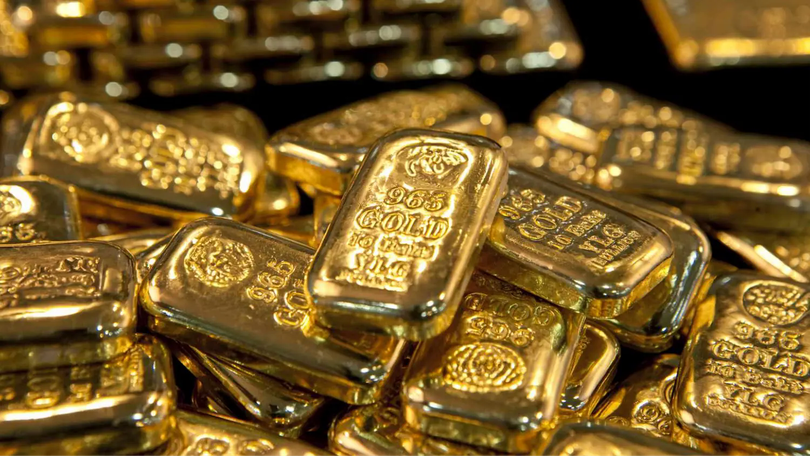 Giá vàng thế giới tăng lên gần 4.300 USD/ounce