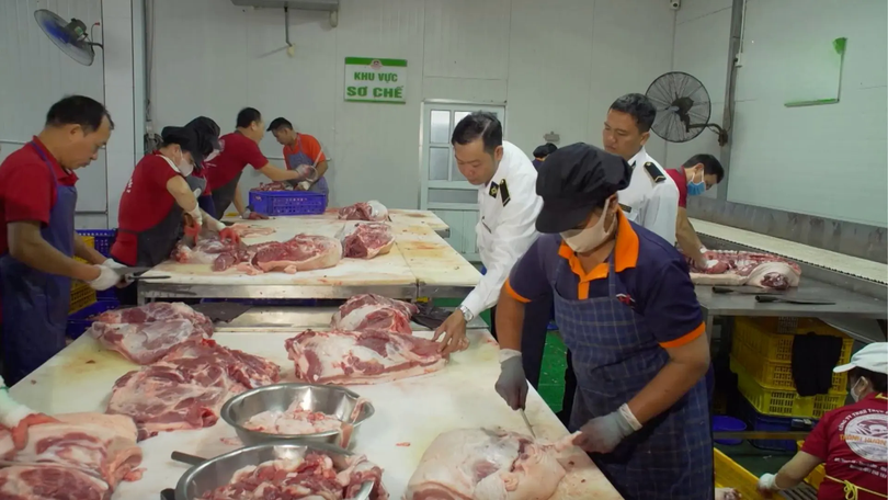 Hà Nội tăng cường kiểm soát ATTP dịp cuối năm | Chuyện ở ngoại thành | 13/12/2025