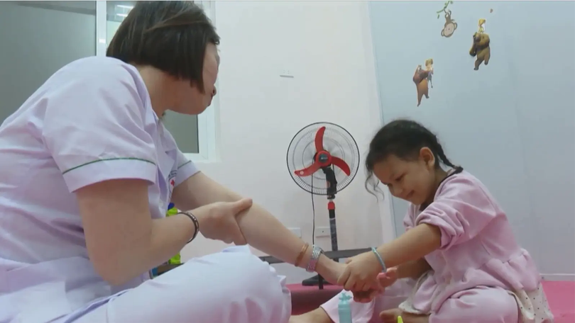 Trao lại nụ cười cho trẻ em vùng cao