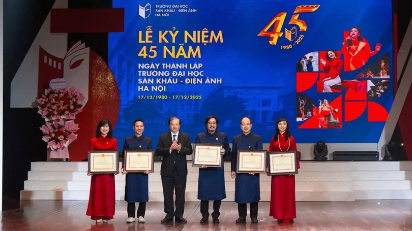 Đại học Sân khấu - Điện ảnh kỷ niệm 45 năm thành lập