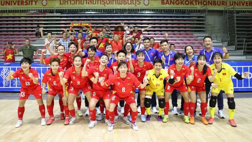 Futsal nữ Việt Nam lần đầu giành HCV SEA Games