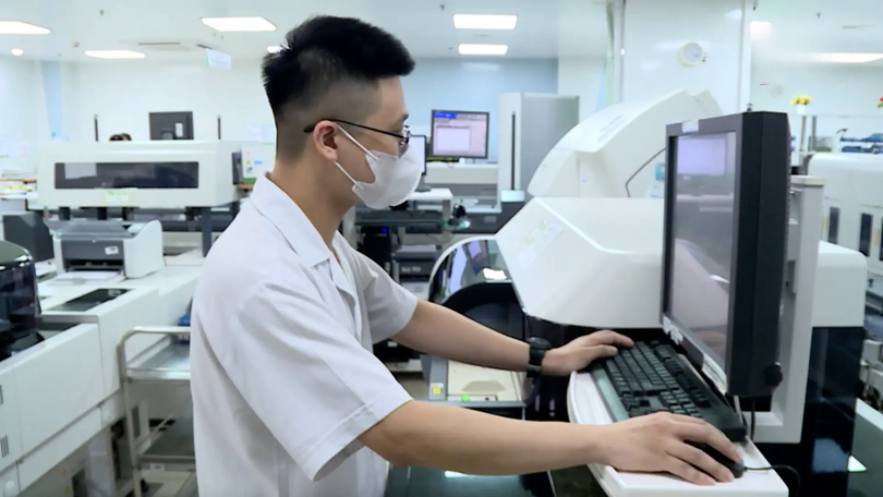 Chuyển đổi số - nâng cao năng lực khám, chữa bệnh | 16/12/2025