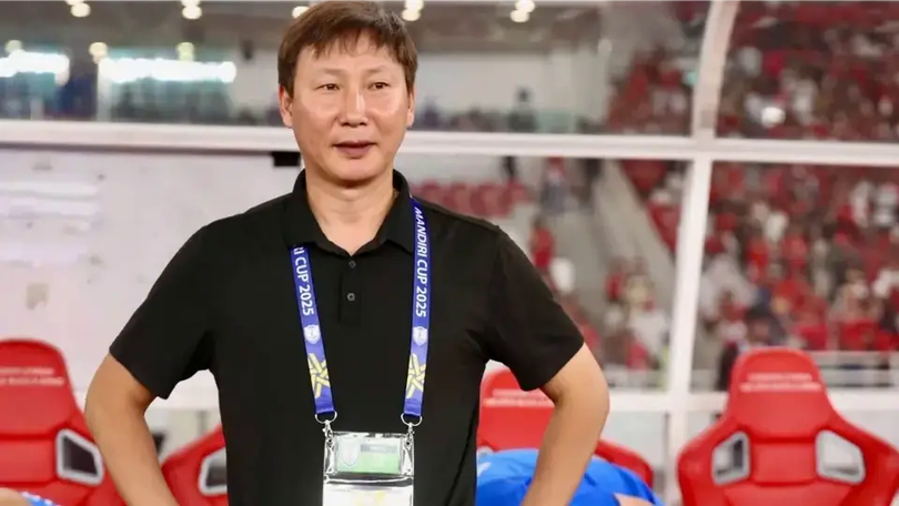 HLV Kim Sang Sik lập kỷ lục toàn thắng các trận chung kết