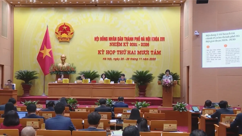 Cấm xe máy xăng theo giờ trong Vành đai 1 từ 1/7/2026