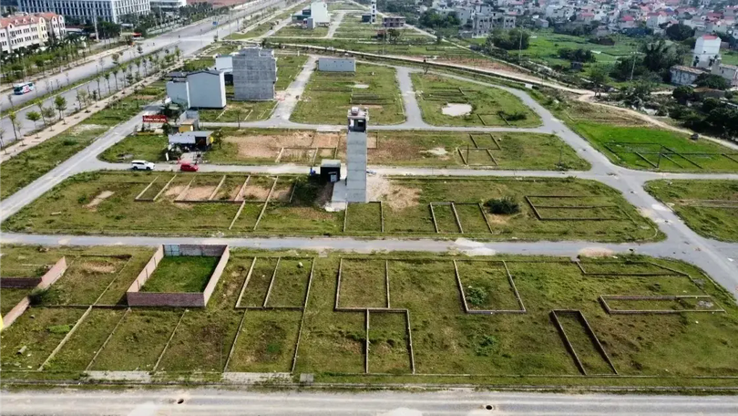 Đất nền miền Nam giữ giá cao dù nhu cầu giảm