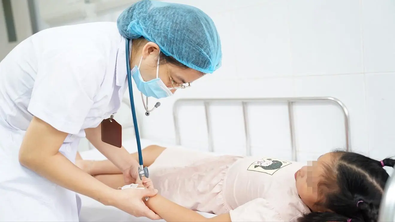 Không chủ quan với sốt xuất huyết ở trẻ