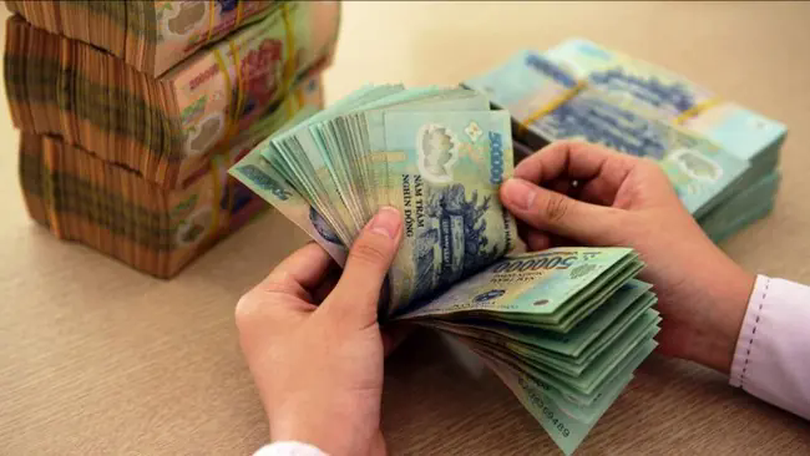 Lần đầu ngành thuế thu ngân sách vượt 2 triệu tỷ đồng