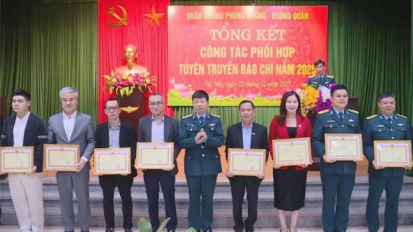 Lan tỏa hình ảnh người chiến sĩ Phòng không không quân