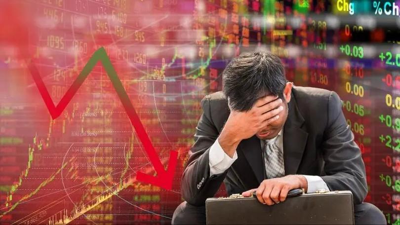 Nhóm cổ phiếu Vingroup giảm sâu khiến VN-Index lao dốc hai phiên