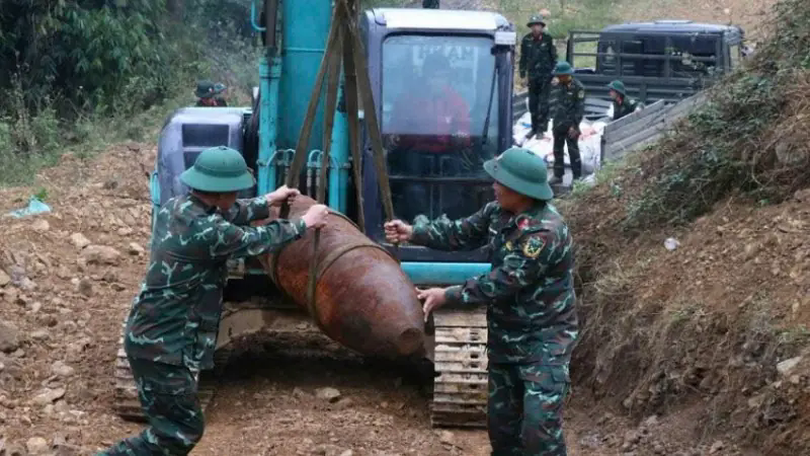 Phú Thọ hủy nổ thành công quả bom 300kg