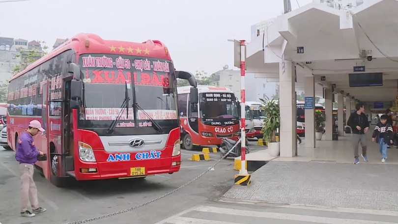 Bến xe sẵn sàng phương tiện cho cao điểm Tết Dương lịch
