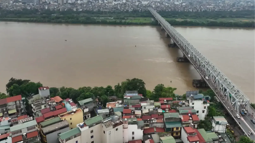 Nhà đất ngoài đê 'đóng băng' vì lo vướng quy hoạch