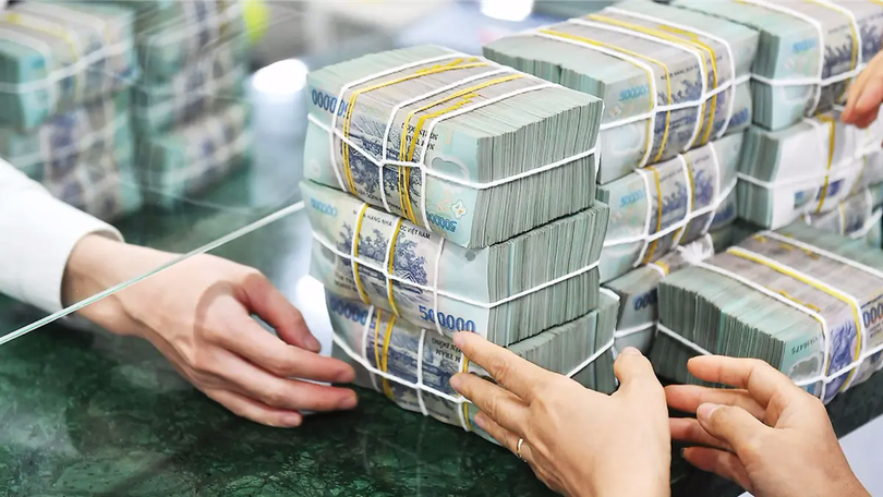 Lãi suất liên ngân hàng lập đỉnh ba năm