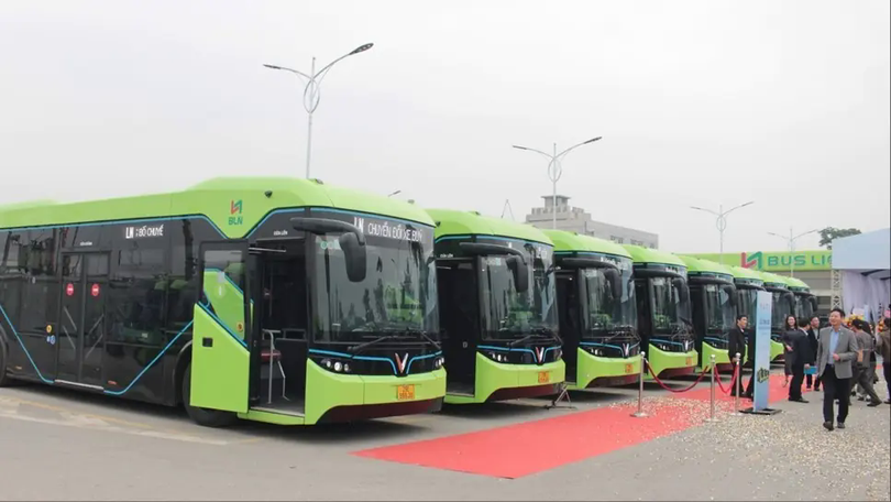 Thêm 9 tuyến buýt được thay thế bằng xe điện
