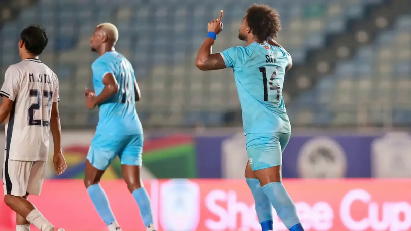 Xuân Son tỏa sáng với hat-trick tại Cúp C1 Đông Nam Á