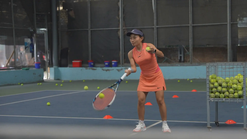Chơi tennis cuối ngày, tìm lại nhịp sống cân bằng