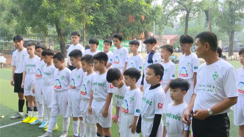 Lớp học bóng đá miễn phí: Nơi tài năng được đánh thức