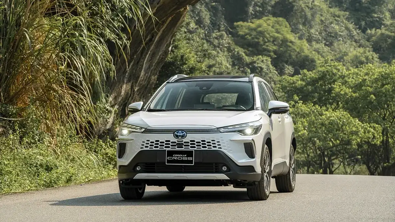 Những mẫu xe hybird bán chạy trong tháng 11/2025