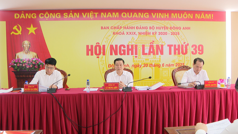 Đông Anh chuyển giao tổ chức Đảng và đảng viên theo quy định