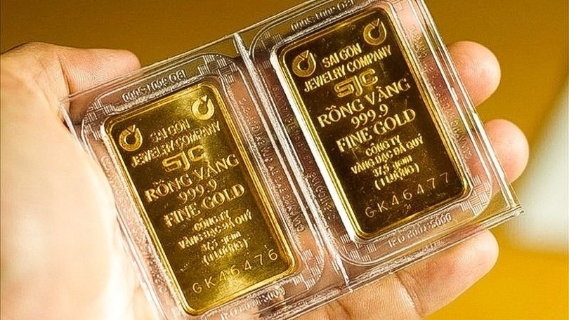 Giá vàng miếng lên sát 120 triệu đồng/lượng