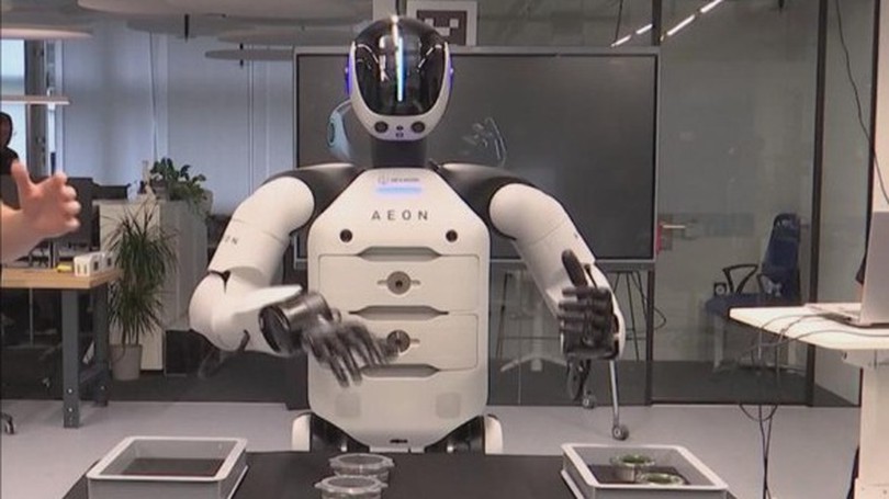 Robot hình người Aeon sắp gia nhập lực lượng lao động