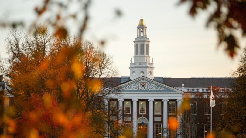 Nhà Trắng và Đại học Harvard sắp đạt thỏa thuận