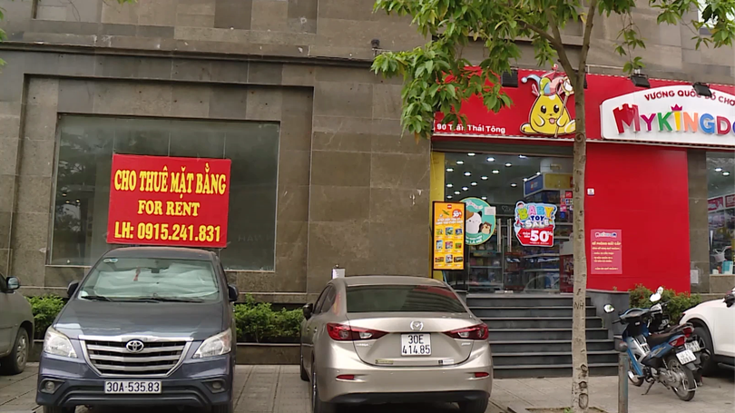 Shophouse chân đế chung cư ế ẩm