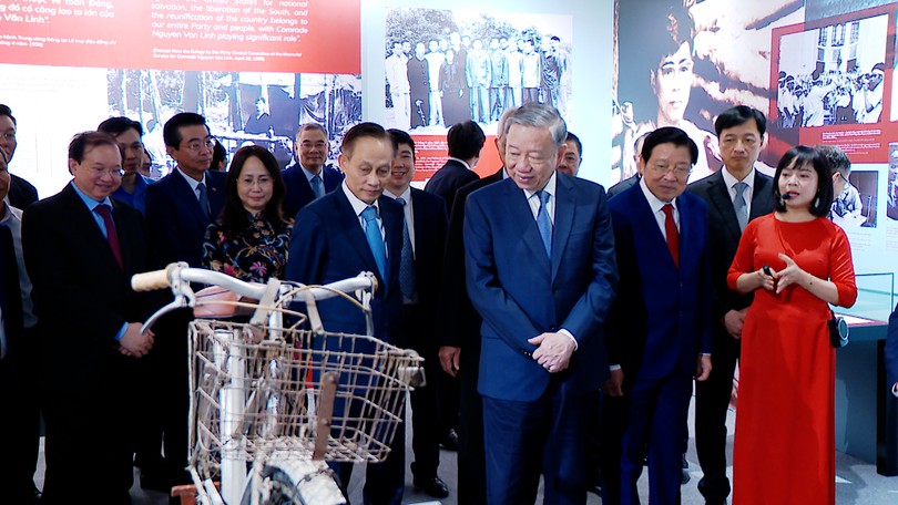 Tổng Bí thư Nguyễn Văn Linh - Cuộc đời và sự nghiệp